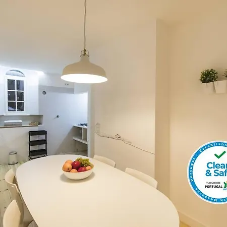 Historical Santos ליסבון